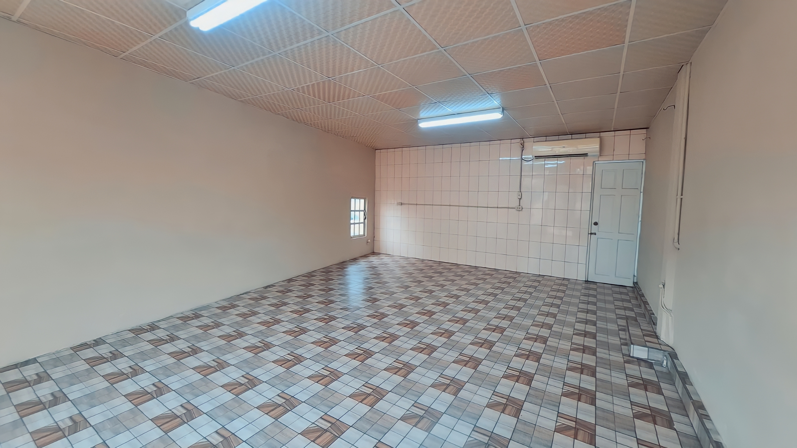 Commercial Space, Bonne Aventure Road, Gasparillo 2