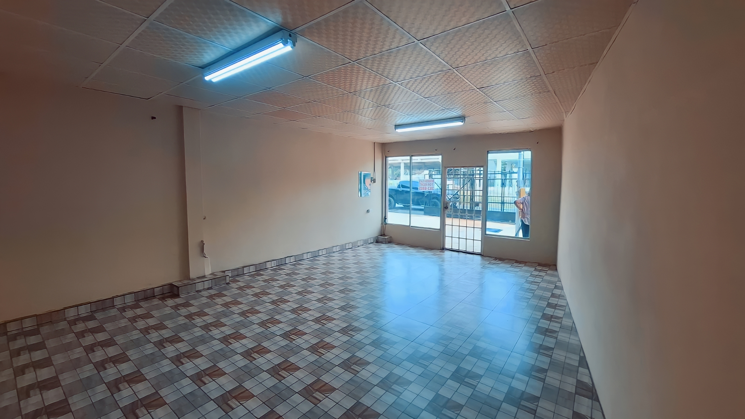Commercial Space, Bonne Aventure Road, Gasparillo 3