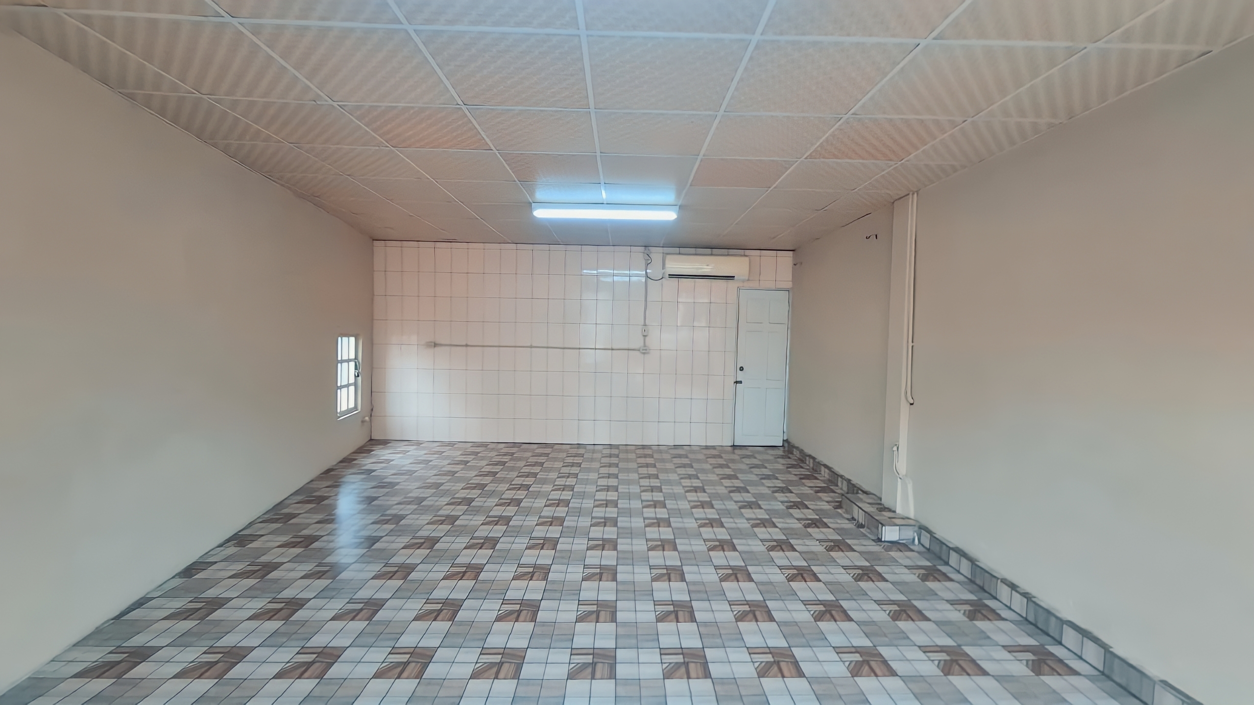 Commercial Space, Bonne Aventure Road, Gasparillo 4